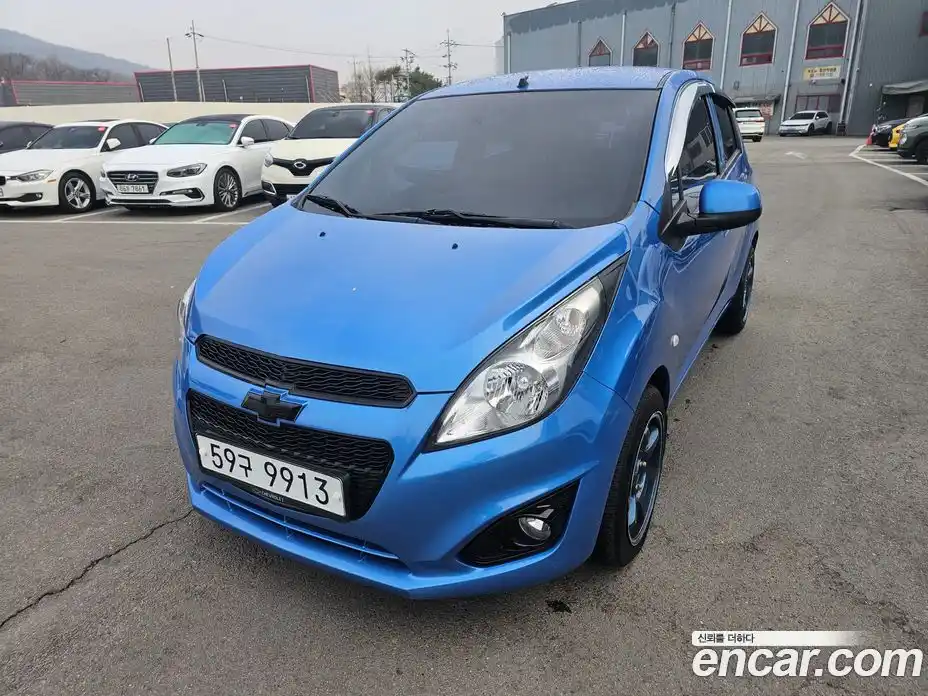 Chevrolet Spark 2013 1.0 Автомат в Москве № 355114, фото 2