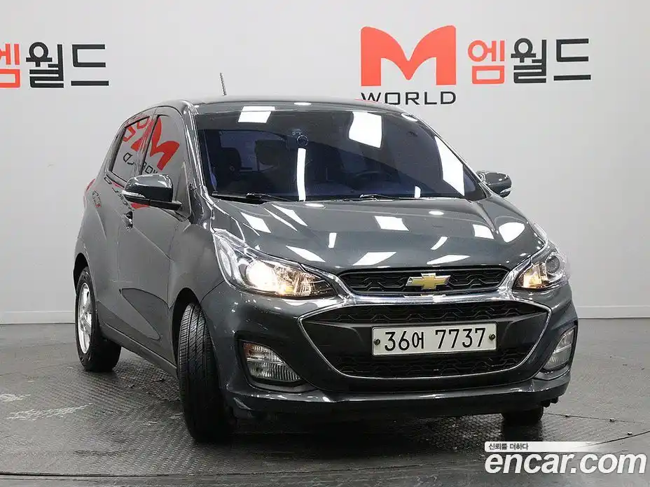 Chevrolet Spark 2019 1.0 Автомат в Москве № 355125, фото 1