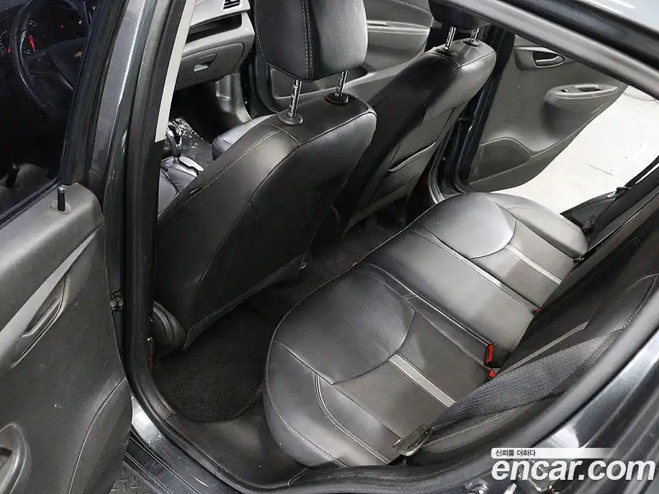 Chevrolet Spark 2019 1.0 Автомат в Москве № 355125, фото 17