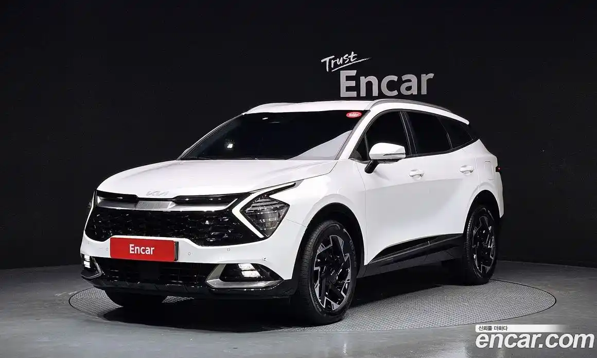 Kia Sportage 2023 1.6 Автомат в Москве № 360653, фото 1