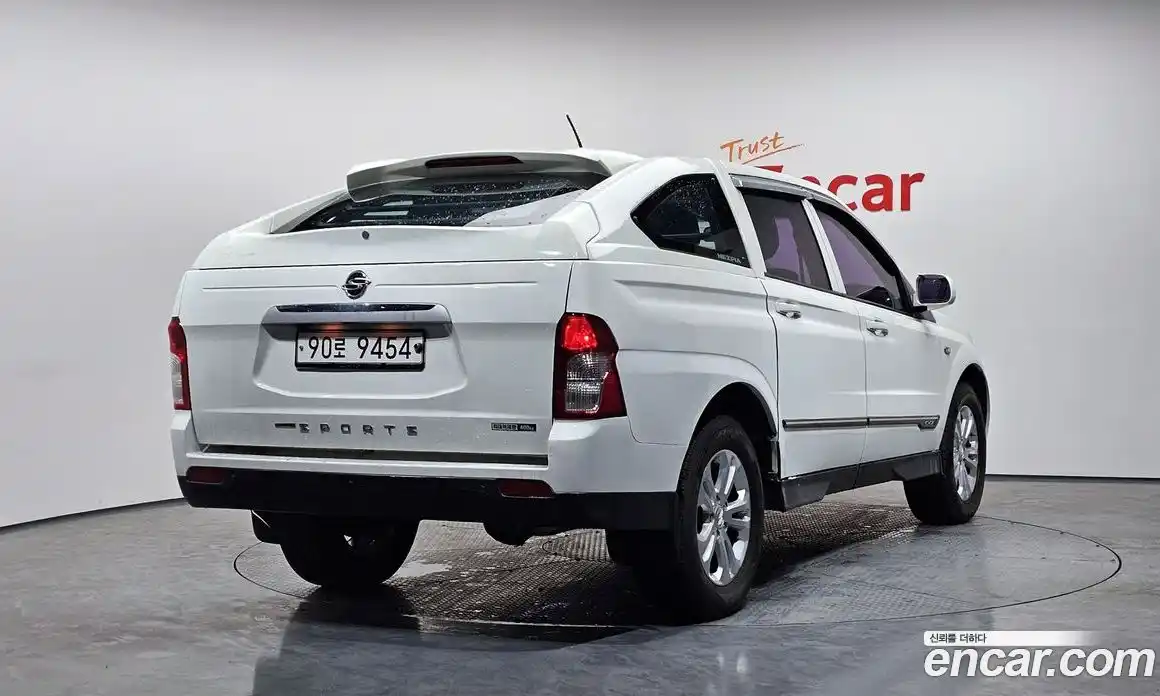 SsangYong Korando 2015 2.0 Автомат в Москве № 369461, фото 2