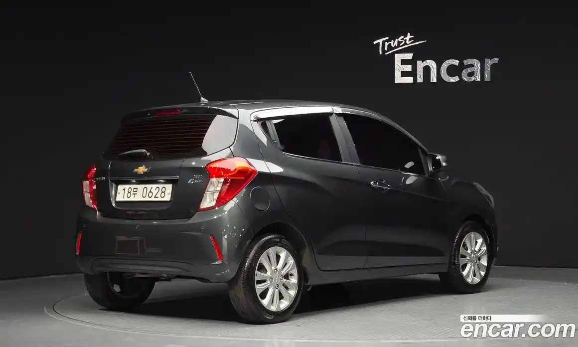 Chevrolet Spark 2017 1.0 Автомат в Москве № 37499, фото 1