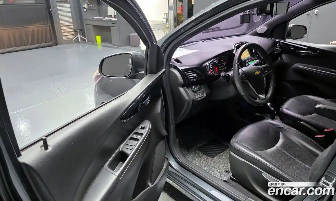 Chevrolet Spark 2017 1.0 Автомат в Москве № 37499, фото 15