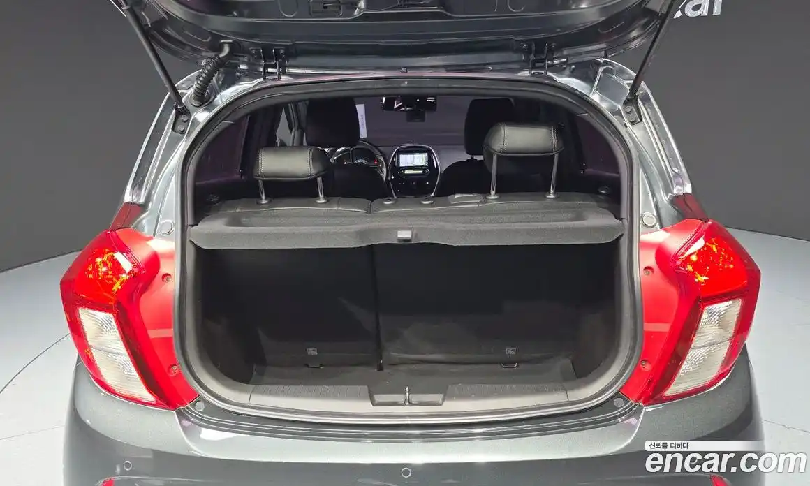 Chevrolet Spark 2017 1.0 Автомат в Москве № 37499, фото 16