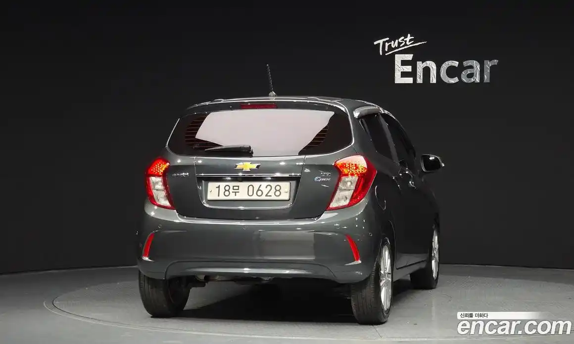 Chevrolet Spark 2017 1.0 Автомат в Москве № 37499, фото 4