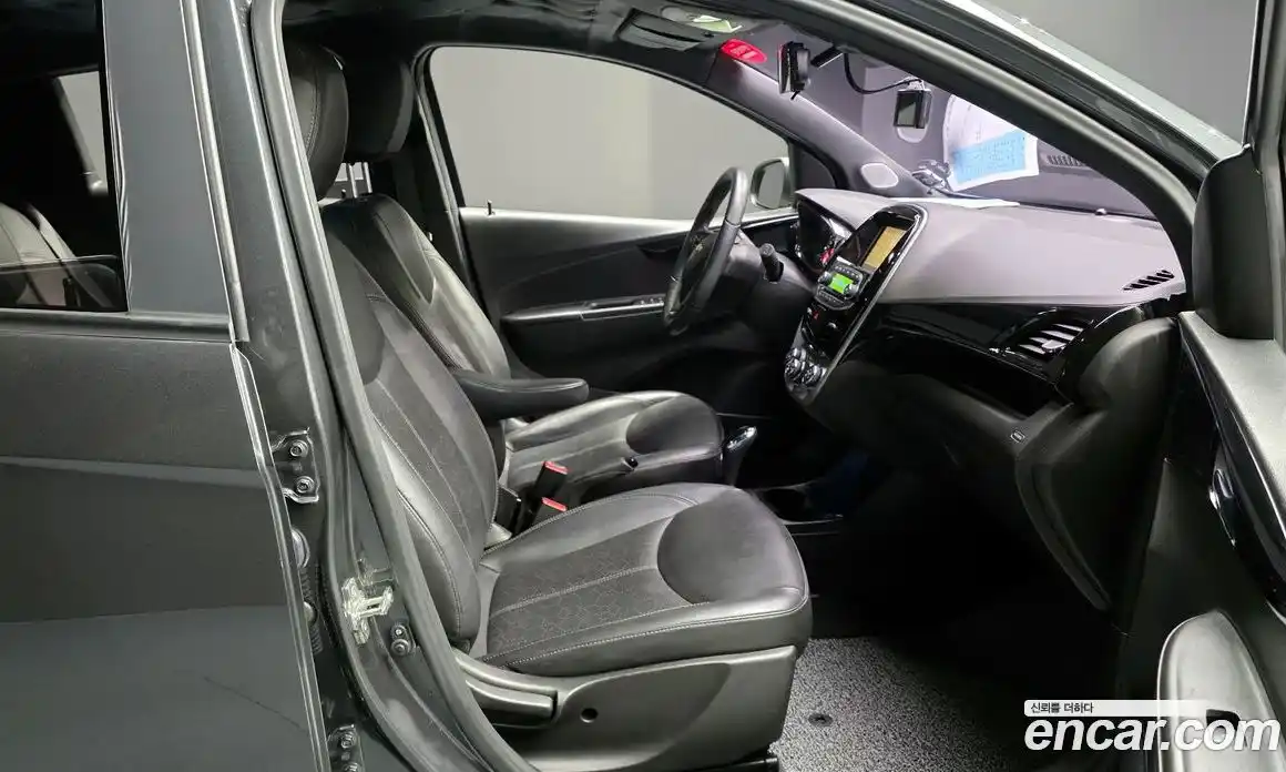 Chevrolet Spark 2017 1.0 Автомат в Москве № 37499, фото 8