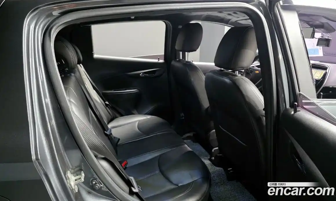 Chevrolet Spark 2017 1.0 Автомат в Москве № 37499, фото 10