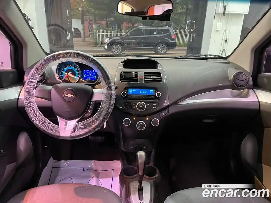 Chevrolet Spark 2015 1.0 Автомат в Москве № 38343, фото 17