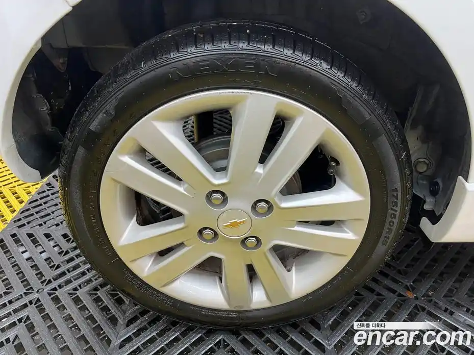 Chevrolet Spark 2015 1.0 Автомат в Москве № 38343, фото 19