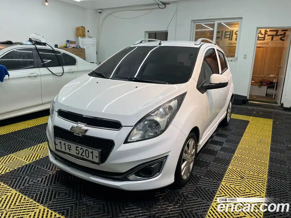 Chevrolet Spark 2015 1.0 Автомат в Москве № 38343, фото 2