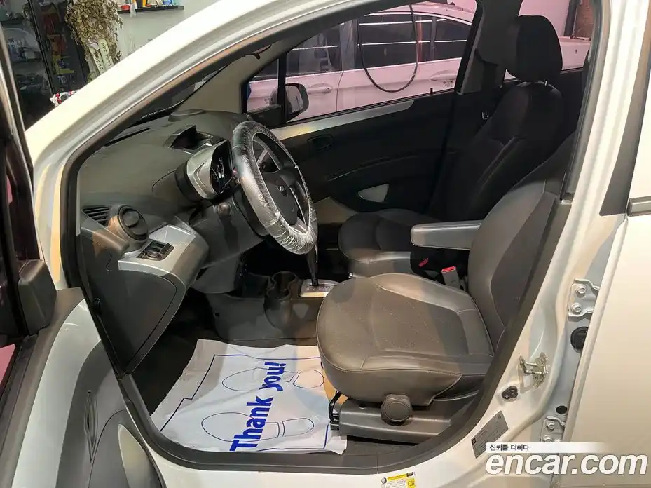 Chevrolet Spark 2015 1.0 Автомат в Москве № 38343, фото 9