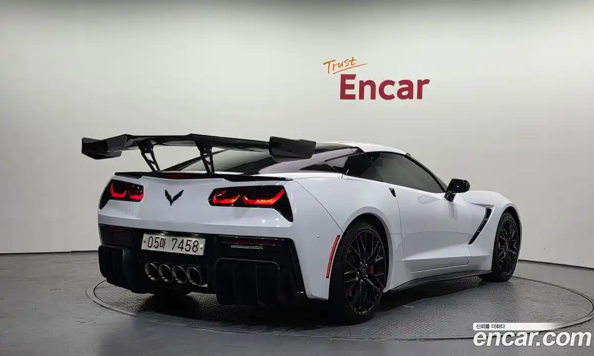 Chevrolet Corvette 2017 6.2 Автомат в Москве № 385450, фото 2