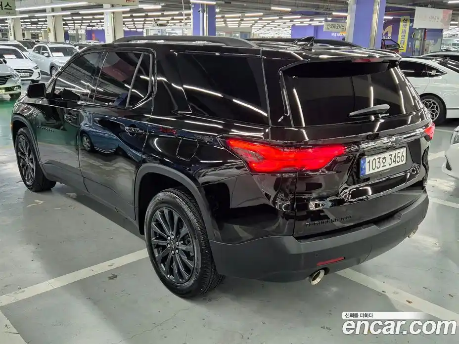 Chevrolet Traverse 2023 3.6 Автомат в Москве № 39086, фото 3