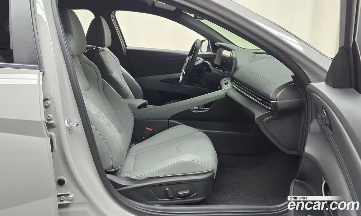 Hyundai Avante 2025 1.6 Автомат в Москве № 396248, фото 11