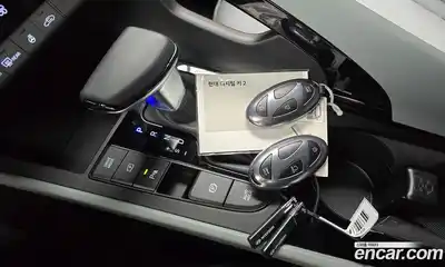 Hyundai Avante 2025 1.6 Автомат в Москве № 396248, миниатюра 9