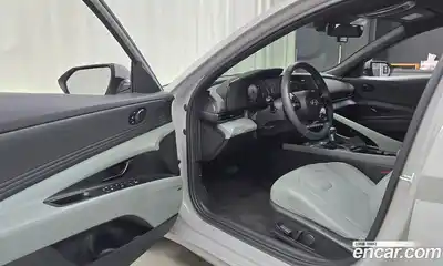 Hyundai Avante 2025 1.6 Автомат в Москве № 396248, миниатюра 10