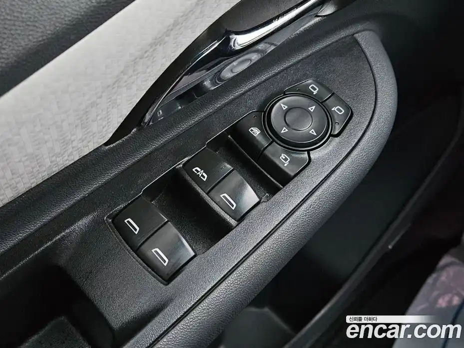 Chevrolet Bolt EV 2019 0.2 Автомат в Москве № 397299, фото 17