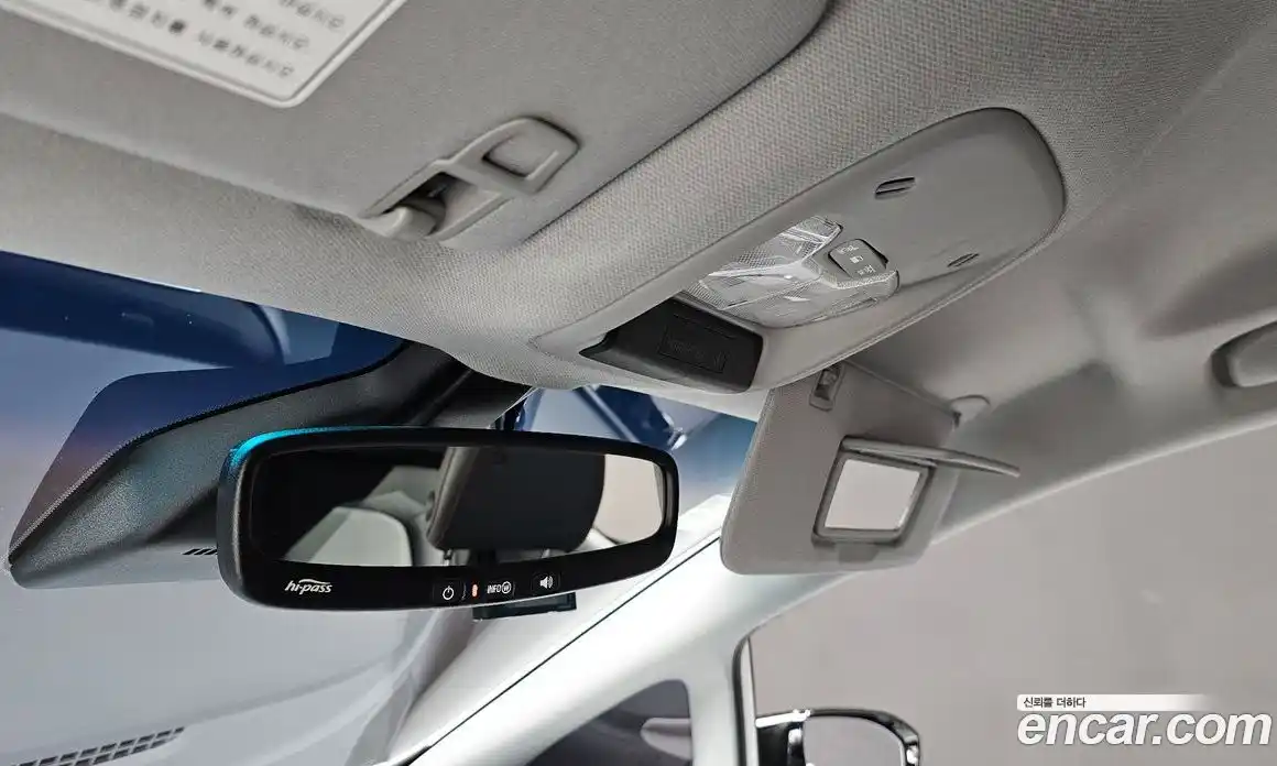 Chevrolet Bolt EV 2018 0.2 Автомат в Москве № 40515, фото 20