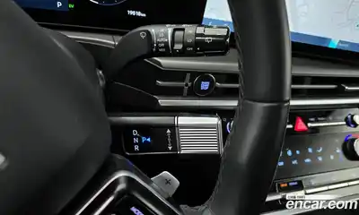 Hyundai Santa Fe 2024 1.6 Автомат в Москве № 449122, миниатюра 9