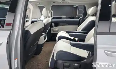 Kia Canival 2024 1.6 Автомат в Москве № 451800, миниатюра 12