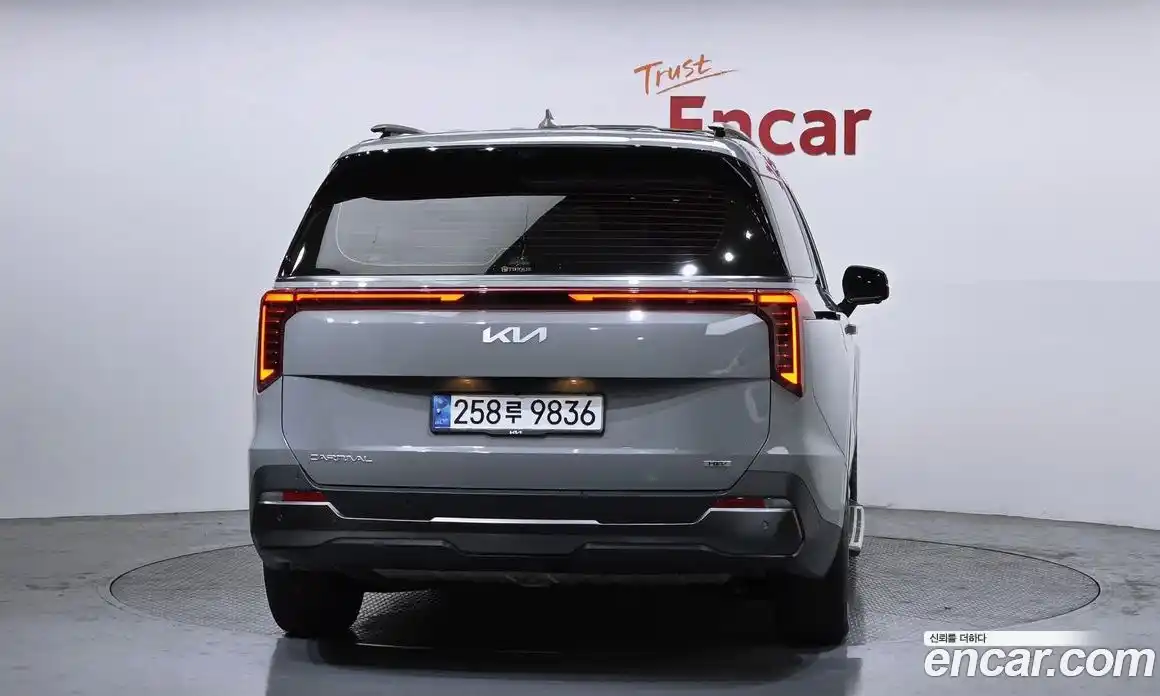 Kia Canival 2024 1.6 Автомат в Москве № 451800, фото 4