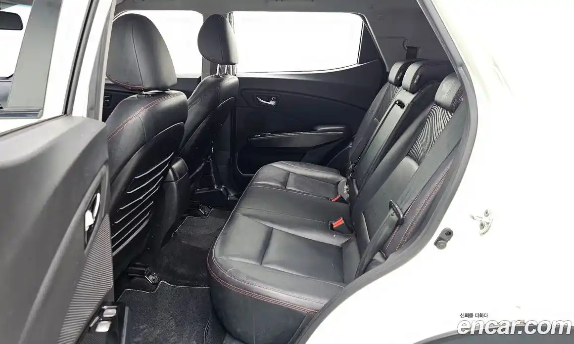 SsangYong TIBOLI 2016 1.6 Автомат в Москве № 454142, фото 12