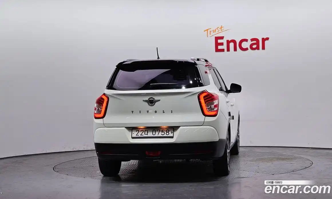 SsangYong TIBOLI 2016 1.6 Автомат в Москве № 454142, фото 4