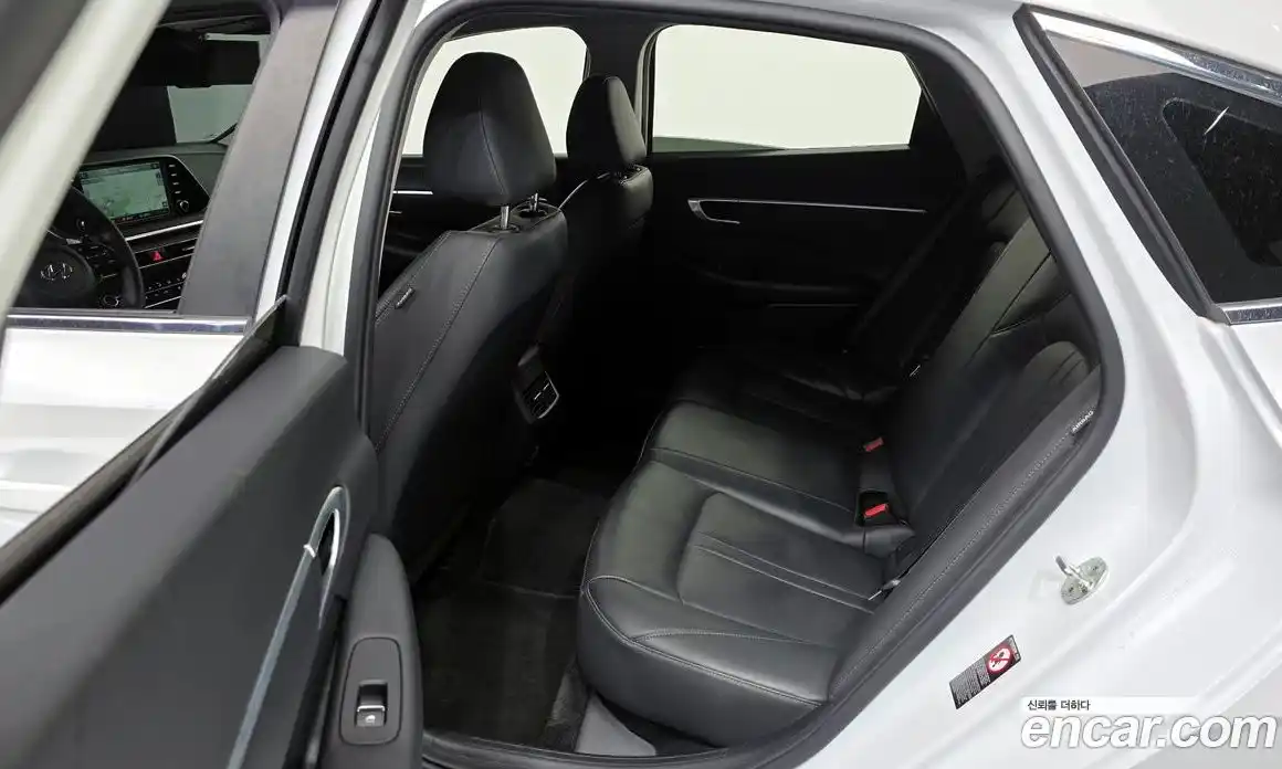 Hyundai Sonata 2020 2.0 Автомат в Москве № 459111, фото 20