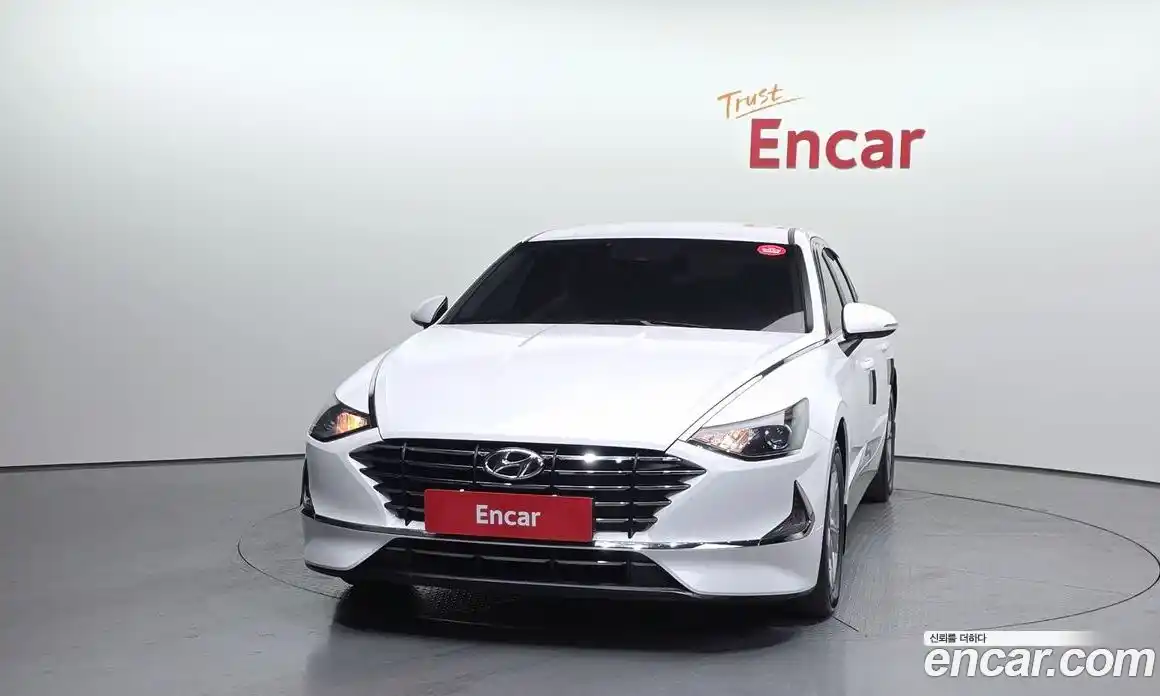 Hyundai Sonata 2020 2.0 Автомат в Москве № 459111, фото 3