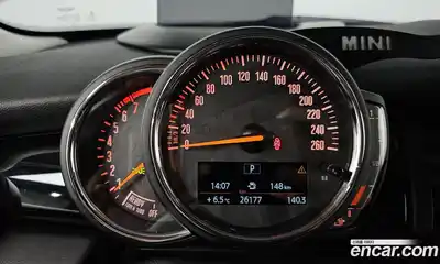 Mini Cooper 2020 1.5 Автомат в Москве № 471747, миниатюра 7