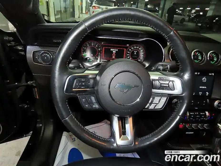 Ford Mustang 2018 2.3 Автомат в Москве № 473682, фото 8