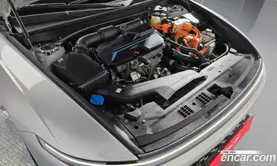 Hyundai Grandeur 2023 1.6 Автомат в Москве № 48777, миниатюра 11