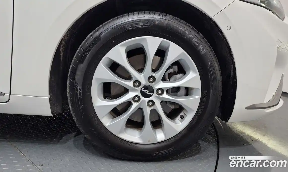 Kia K8 2024 2.5 Автомат в Москве № 56037, фото 15