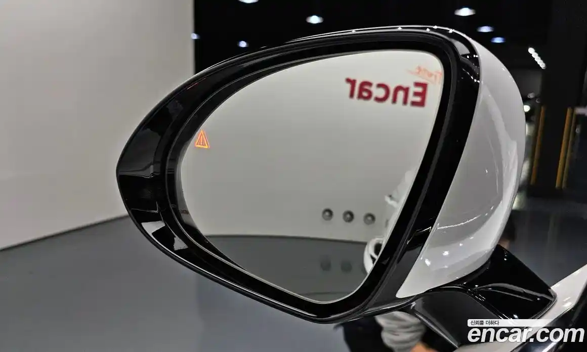 Genesis GV70 2025 2.5 Автомат в Москве № 58589, фото 13