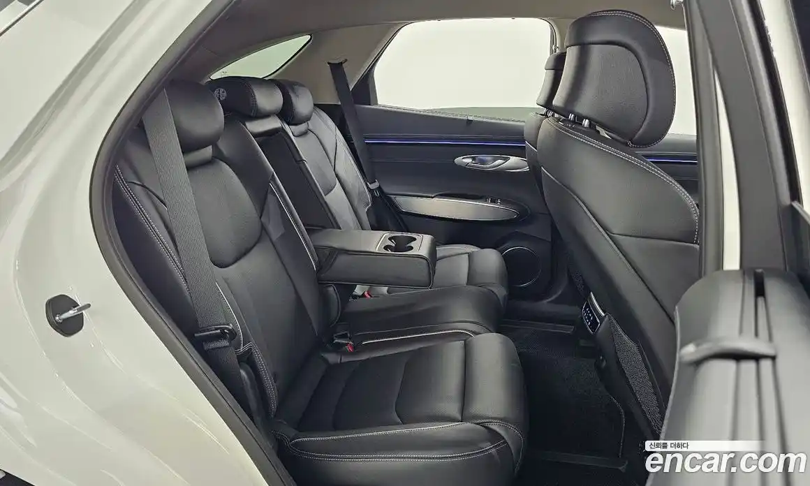 Genesis GV70 2025 2.5 Автомат в Москве № 58589, фото 5