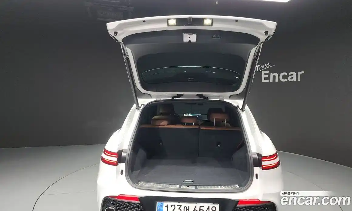 Genesis GV70 2024 2.5 Автомат в Москве № 58764, фото 17