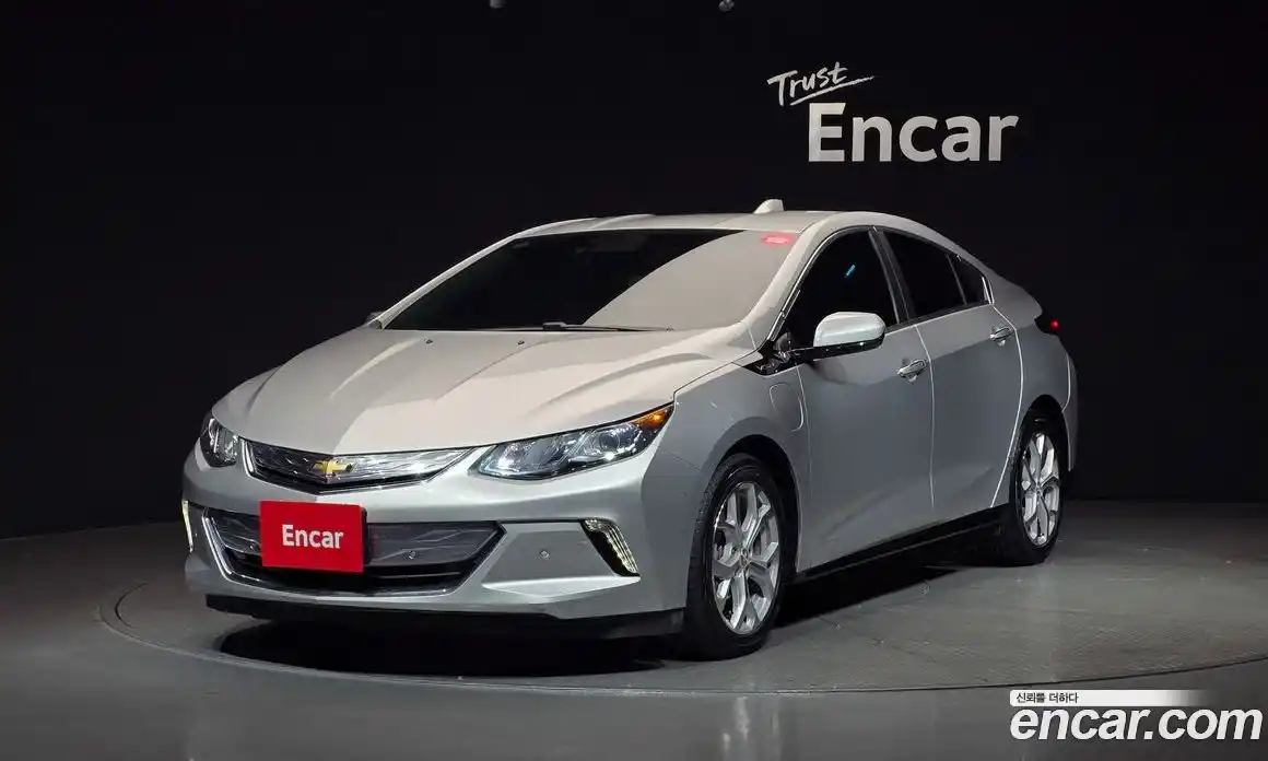 Chevrolet Volt 2018 1.5 Автомат в Москве № 60041, фото 1