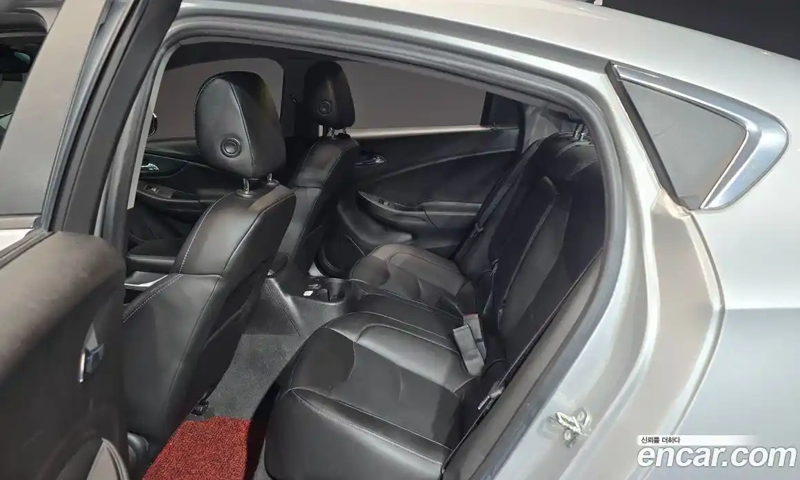 Chevrolet Volt 2018 1.5 Автомат в Москве № 60041, фото 12