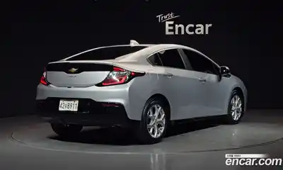 Chevrolet Volt 2018 1.5 Автомат в Москве № 60041, миниатюра 2