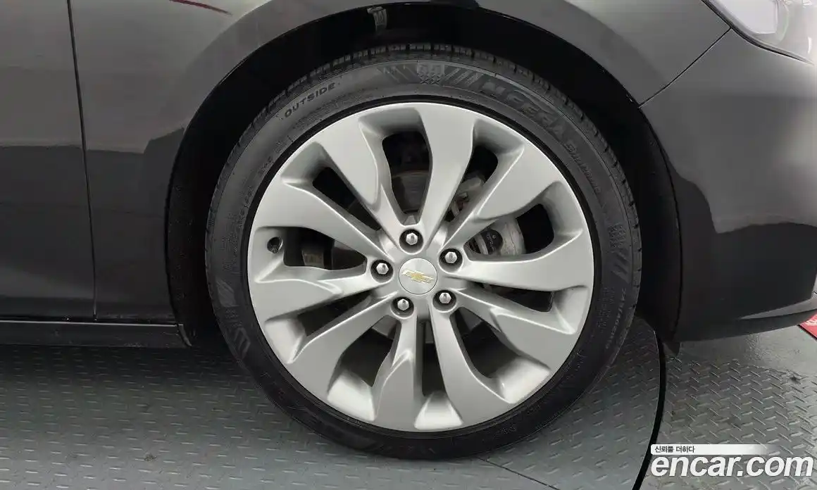 Chevrolet Malibu 2017 2.0 Автомат в Москве № 68172, фото 6