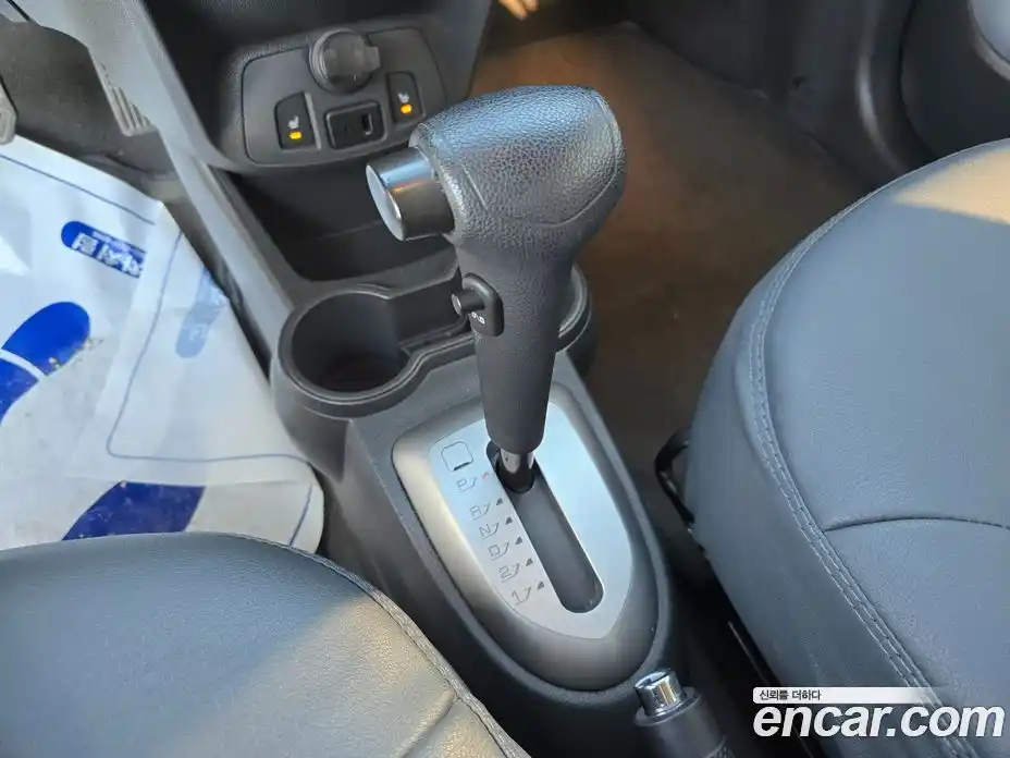 Chevrolet Spark 2013 1.0 Автомат в Москве № 76257, фото 14