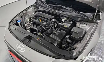 Hyundai Avante 2024 1.6 Автомат в Москве № 8068, миниатюра 9