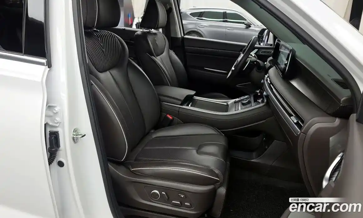 Hyundai Palisade 2023 3.8 Автомат в Москве № 87627, фото 17