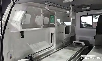 Hyundai Starex 2015 2.5 Автомат в Москве № 9194, миниатюра 2