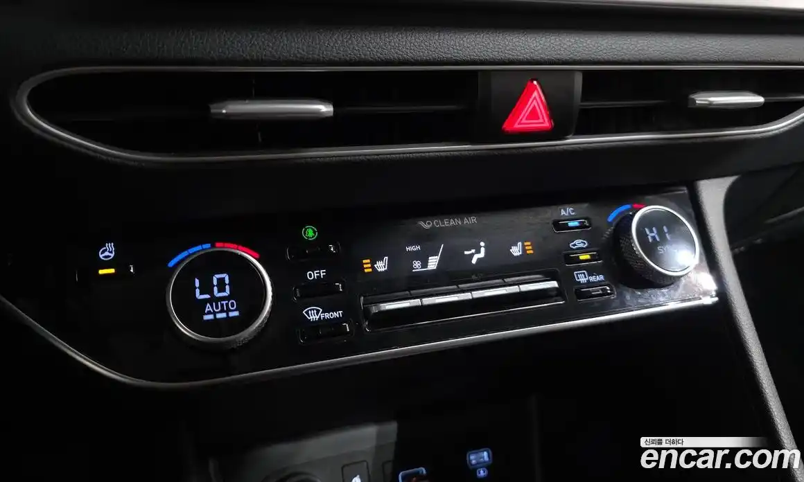 Hyundai Sonata 2022 1.6 Автомат в Москве № 94037, фото 2