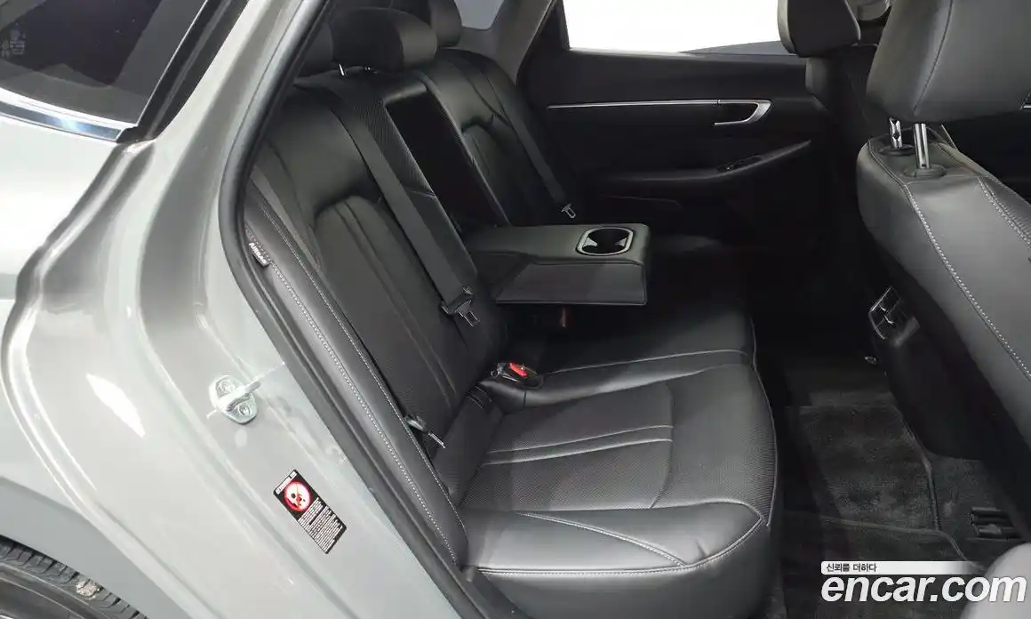 Hyundai Sonata 2022 1.6 Автомат в Москве № 94037, фото 3