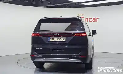 Kia Canival 2023 2.2 Автомат в Москве № 102292, миниатюра 4