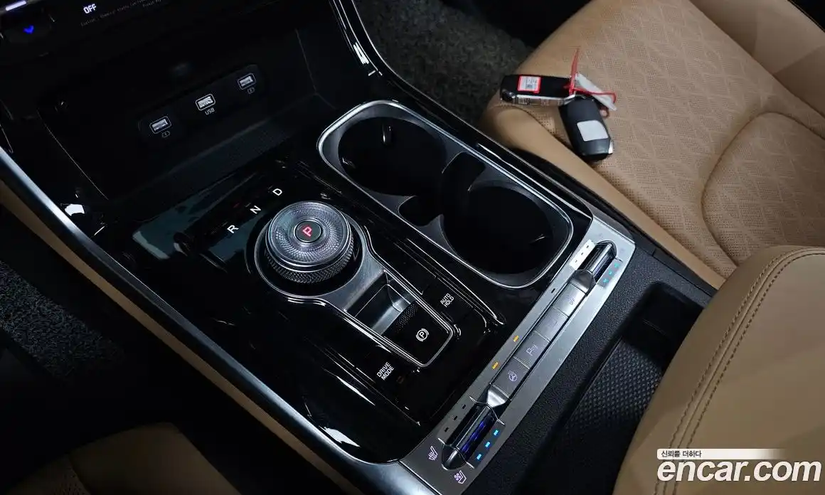 Kia Canival 2023 2.2 Автомат в Москве № 102292, фото 9