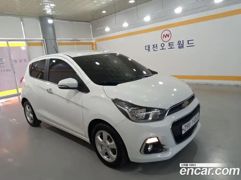 Chevrolet Spark 2017 1.0 Автомат в Москве № 105067, фото 3