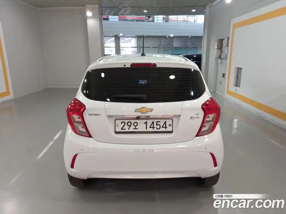 Chevrolet Spark 2017 1.0 Автомат в Москве № 105067, фото 4